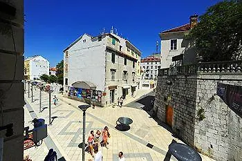 Olea Luxury בית הארחה 3*