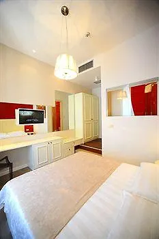 Olea Luxury 3* ספליט